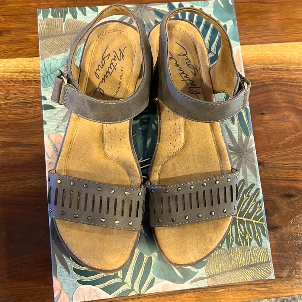 Natural Soul Women’s Sandal’s